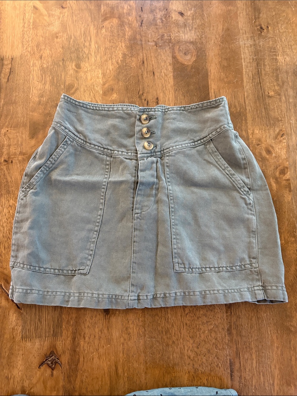 Aerie High-Waist Button Front Casual Mini Skirt - Light green